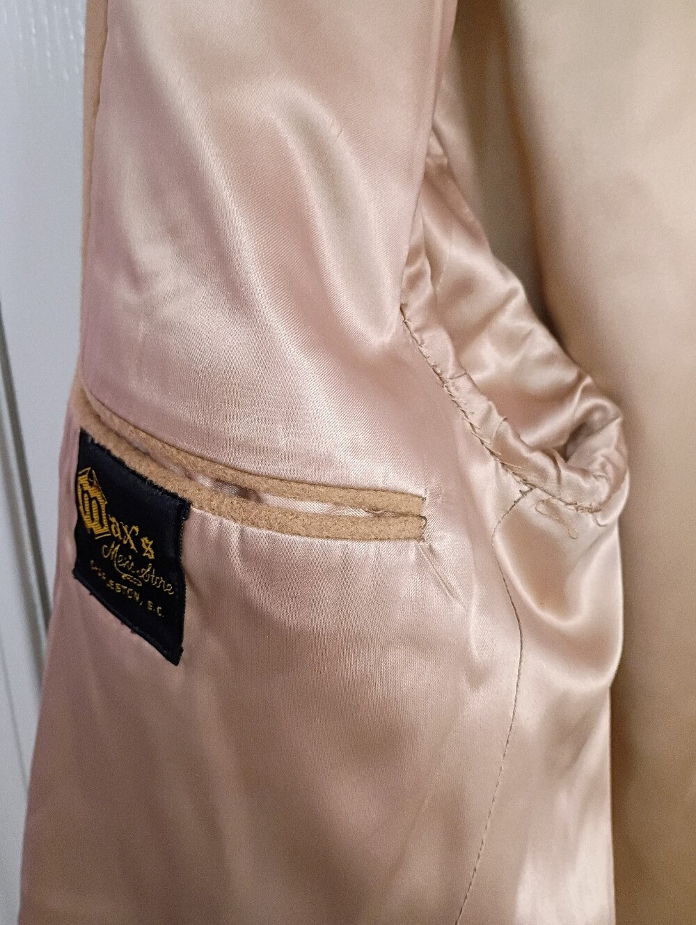 60's "Camel Hair" Vintage Overcoat Made In USA - Picture 13 of 15